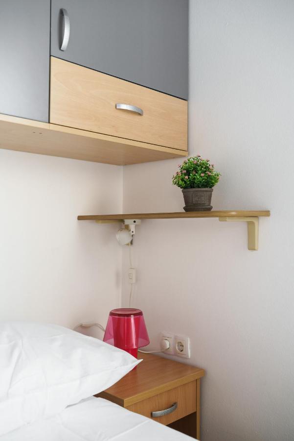 Apartmani Nedoklan Srima Zewnętrze zdjęcie