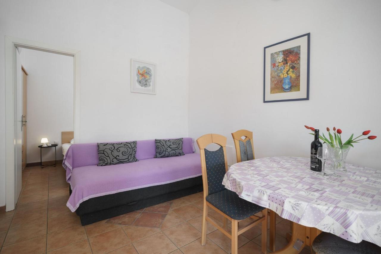 Apartmani Nedoklan Srima Zewnętrze zdjęcie