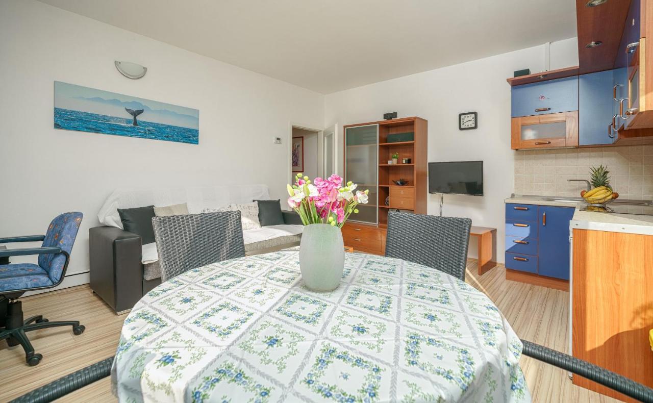 Apartmani Nedoklan Srima Zewnętrze zdjęcie