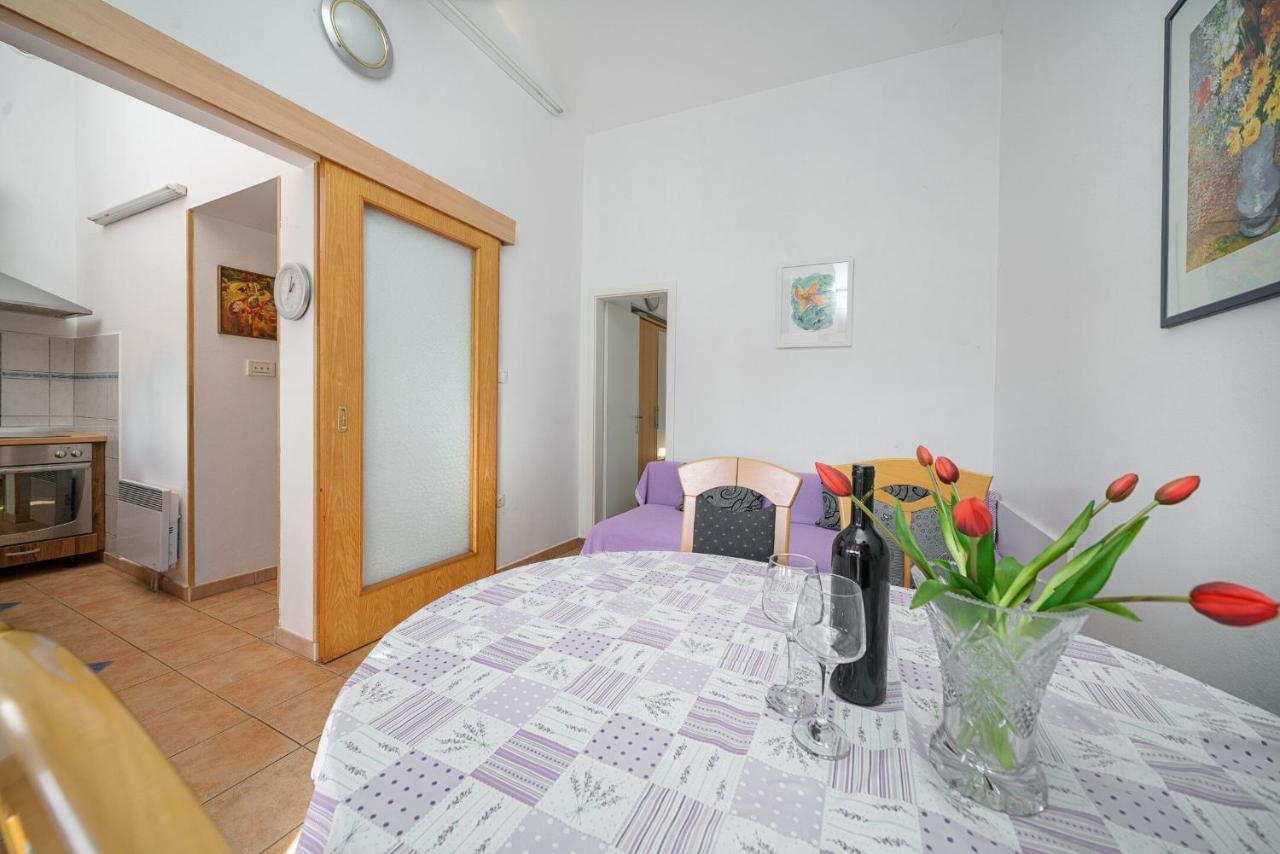 Apartmani Nedoklan Srima Zewnętrze zdjęcie