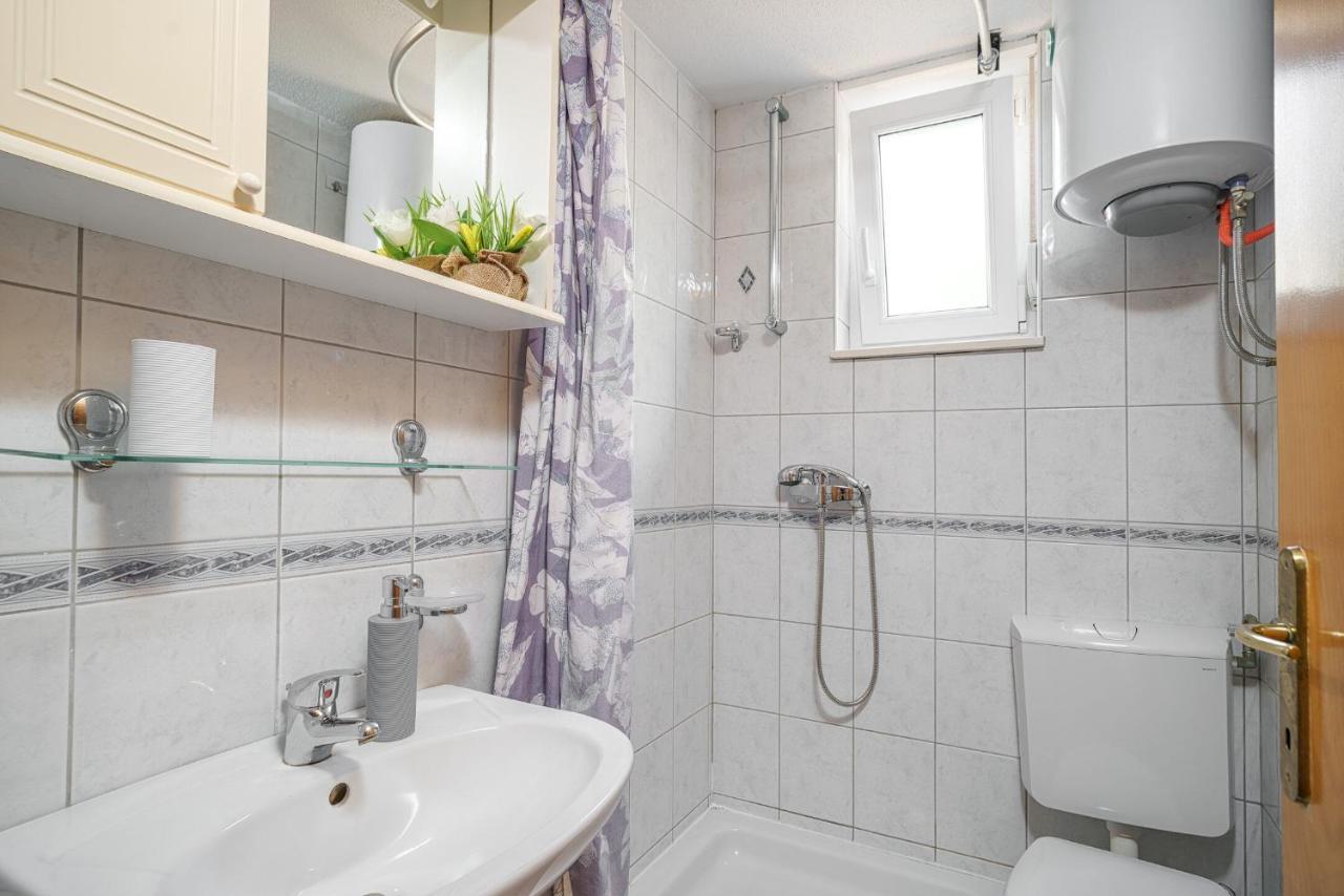 Apartmani Nedoklan Srima Zewnętrze zdjęcie